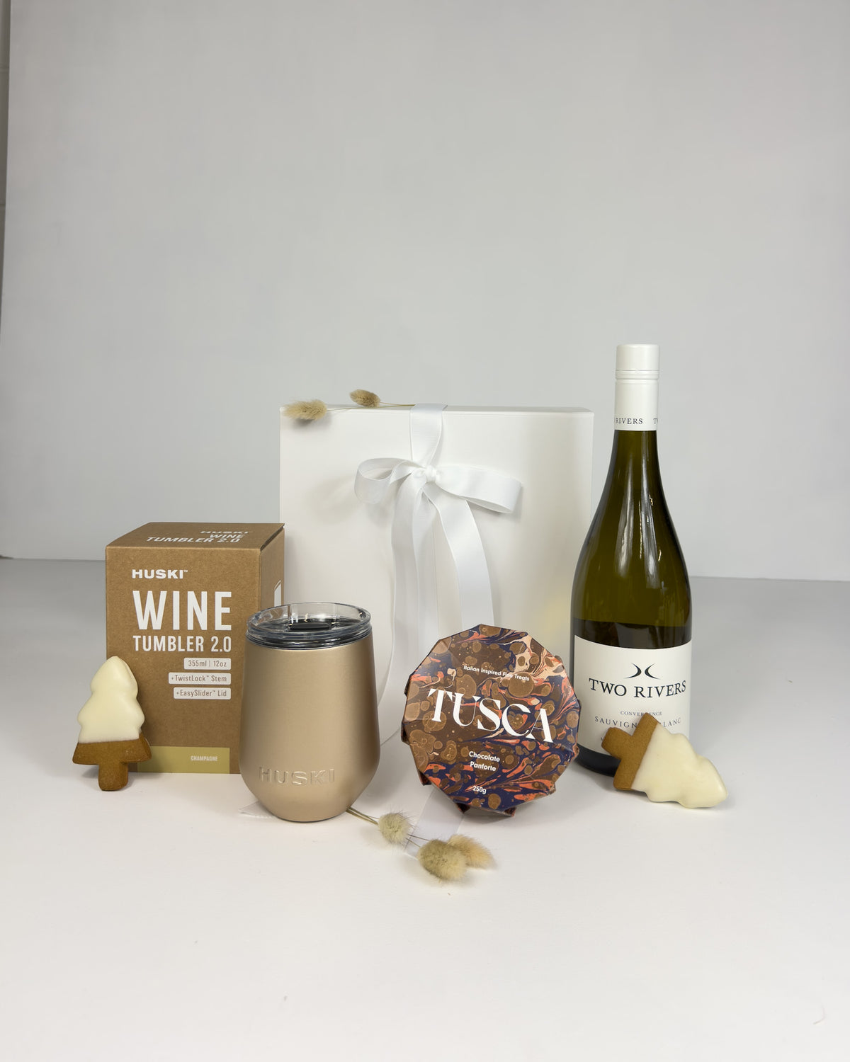 Christmas Wishes Gift Box with New Zealand wine, Huski wine tumbler and Tusca panforte.