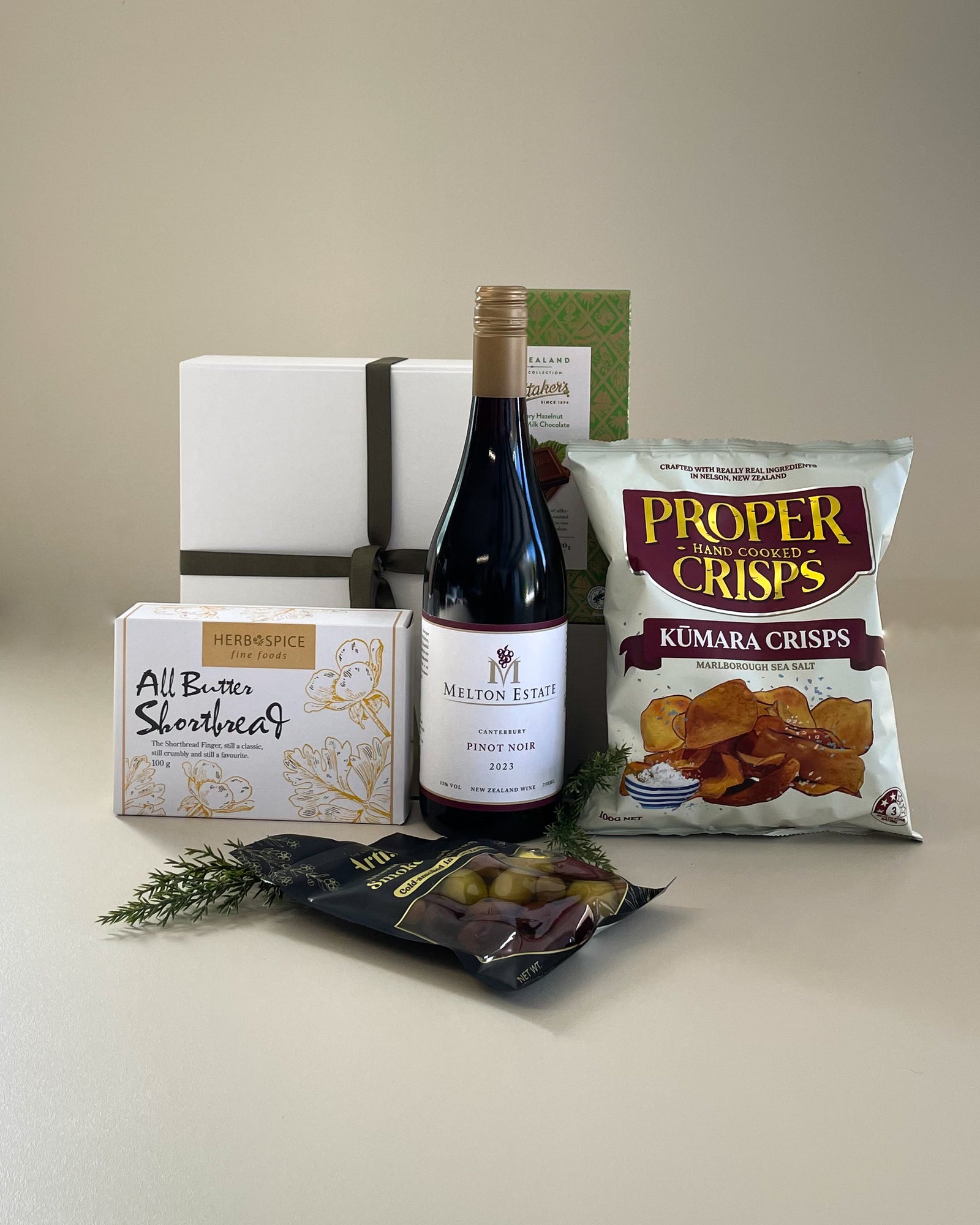 The Pinot Noir Red Wine Gift Box