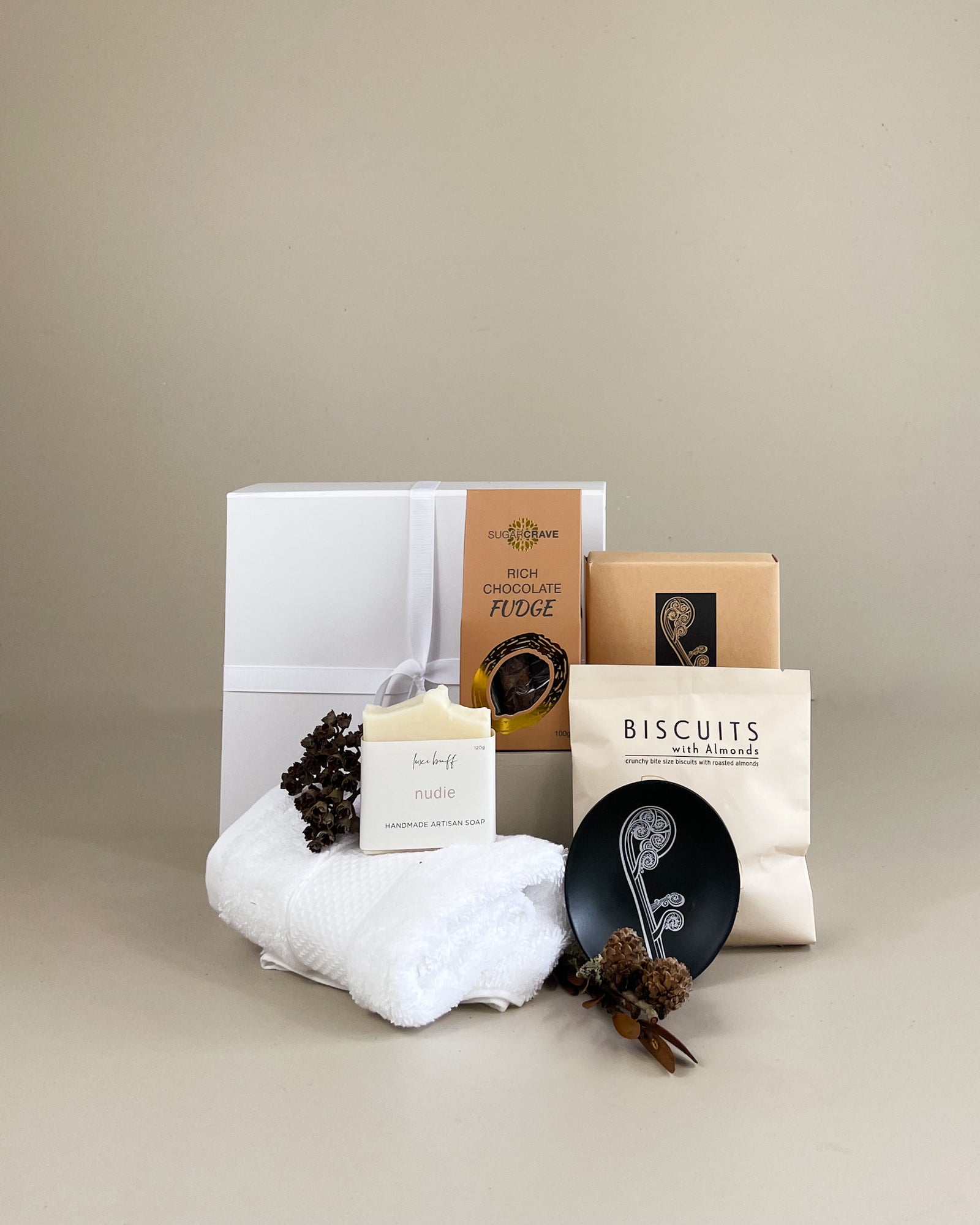 New Zealand ponga dish gift box with organic soap