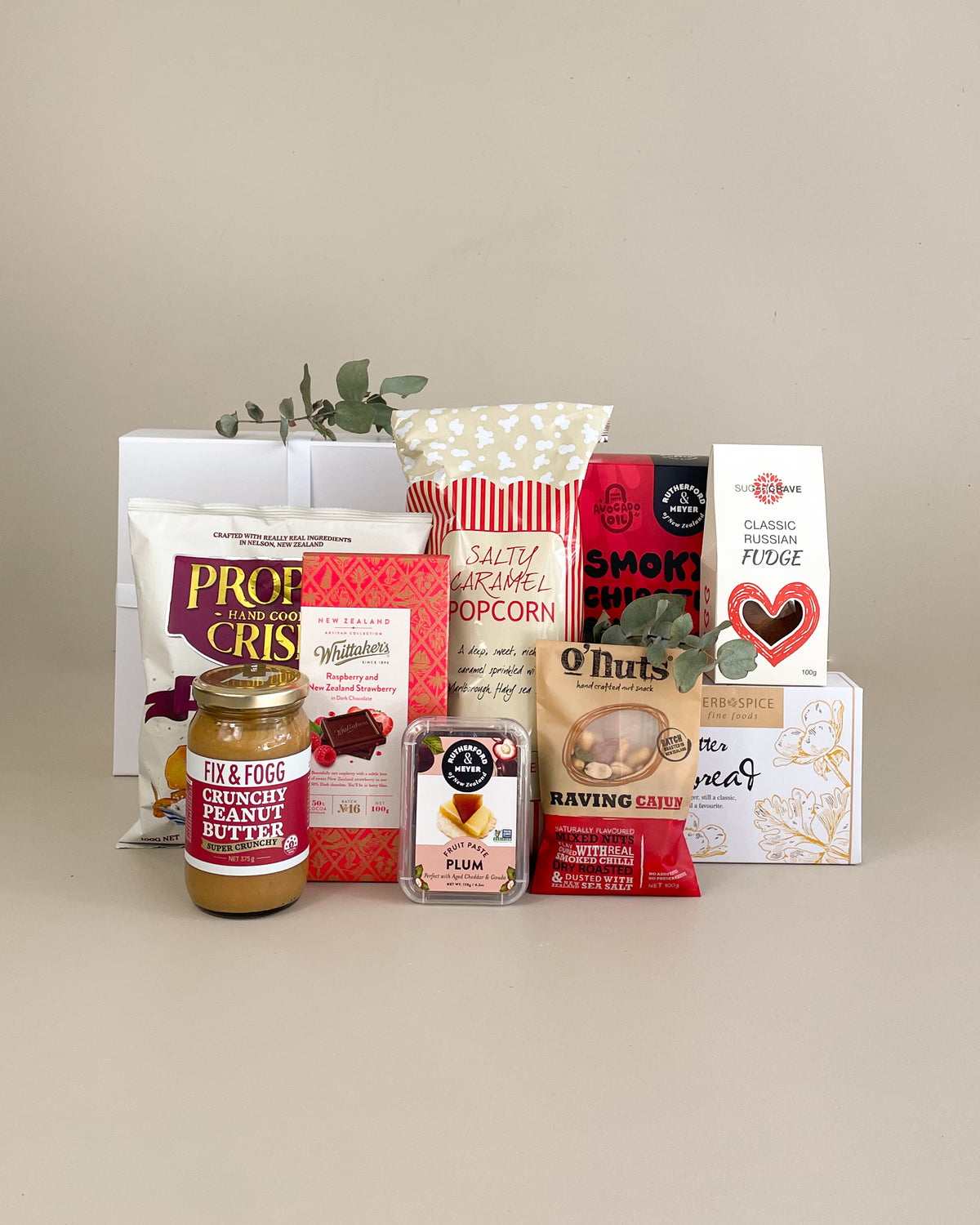 Kiwi Favourites Gift Box