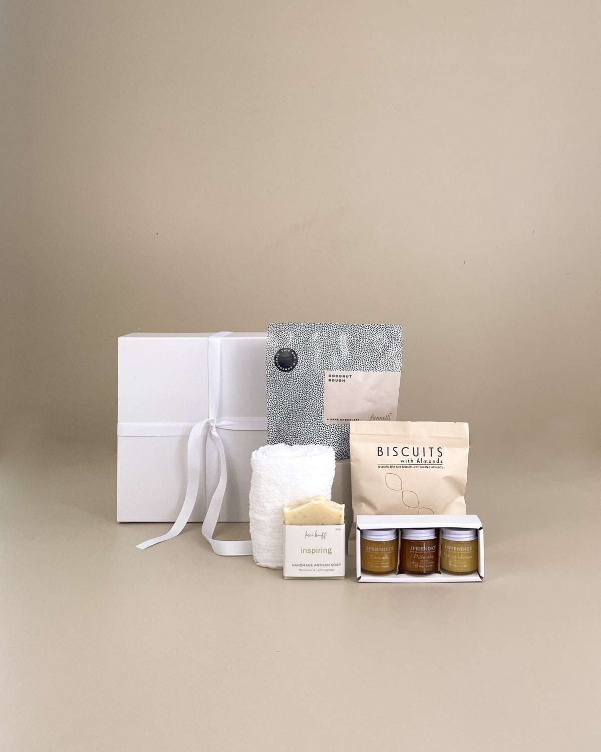 NZ Caring Natural Gift Box