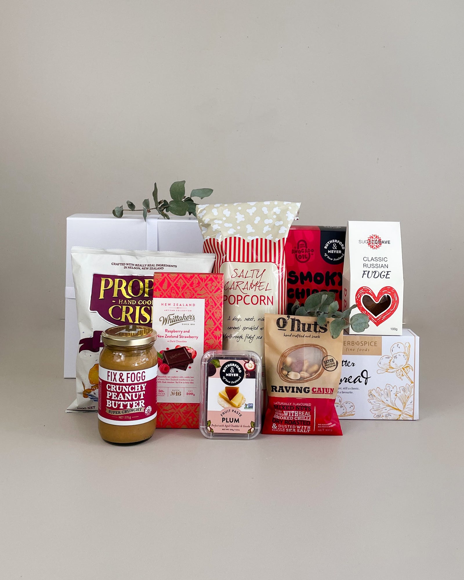Kiwi Favourites Gift Box