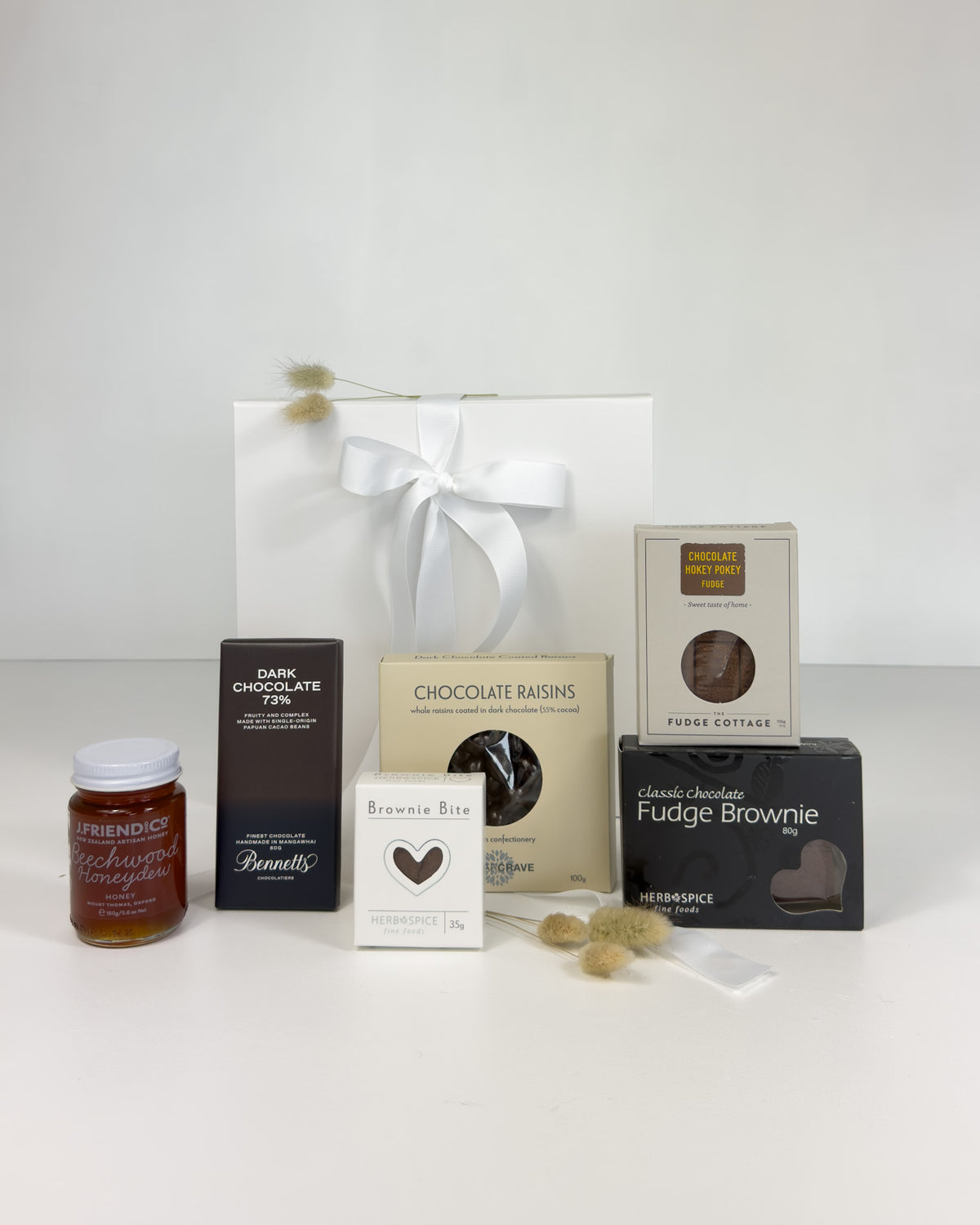 Thanks Gift Box filled with premium New Zealand chocolate, fudge and artisan sweets, beautifully presented for gifting.