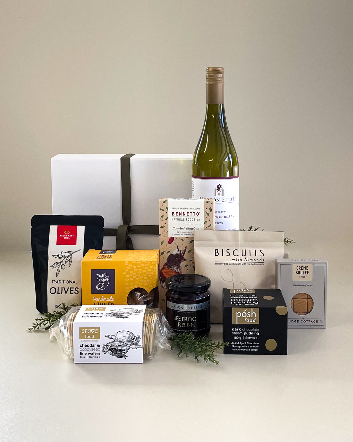 Wine & Nibbles Gift Box